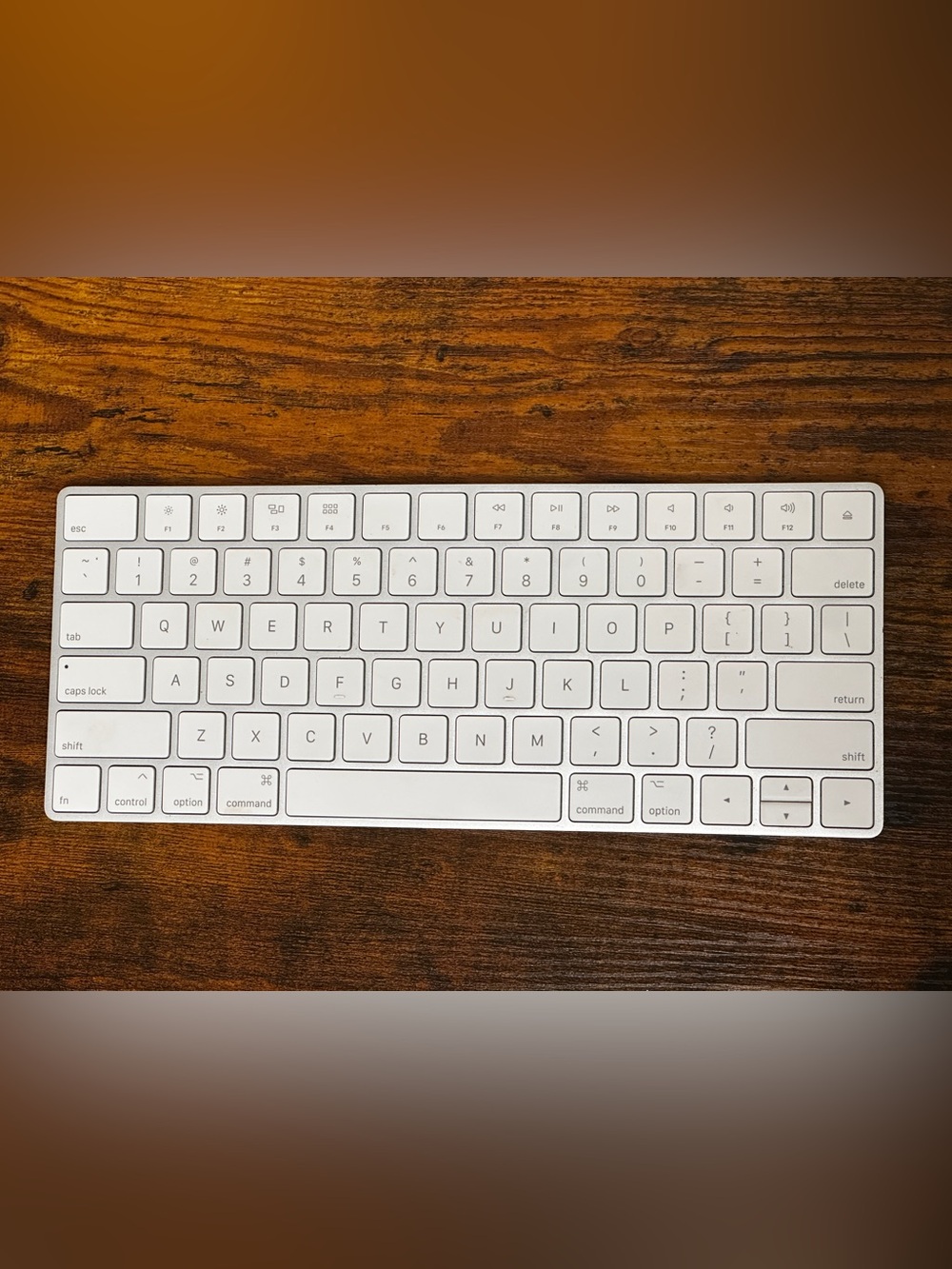 Apple White Wireless Magic Keyboard